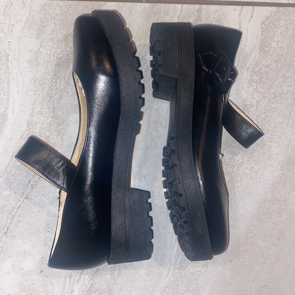 Mary Jane Shoe